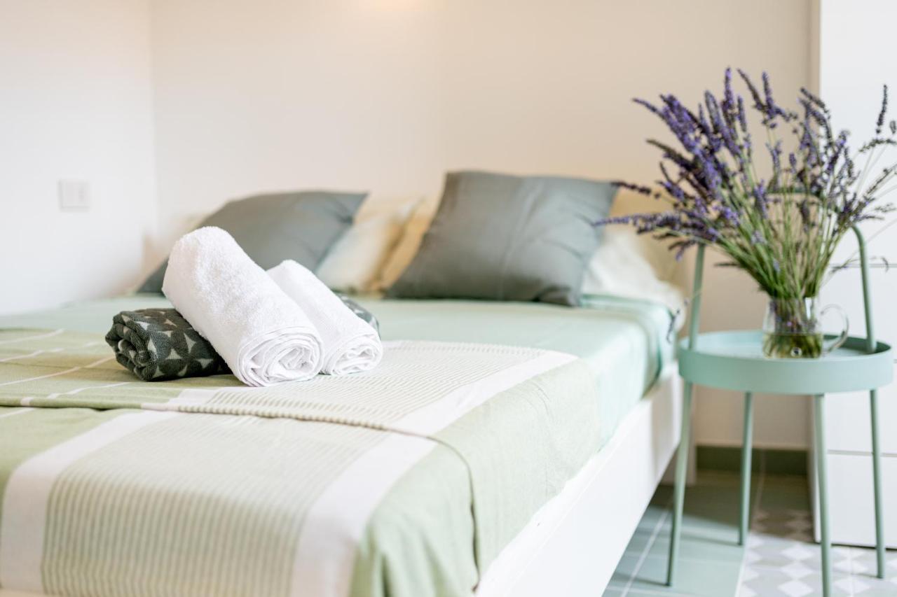 Oliva Apartment Imperia Exterior photo