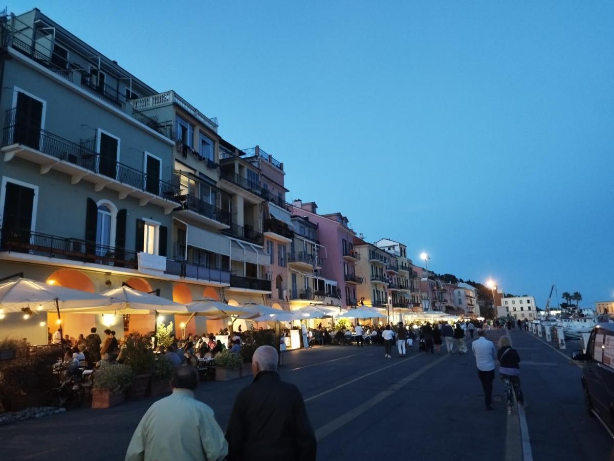 Oliva Apartment Imperia Exterior photo